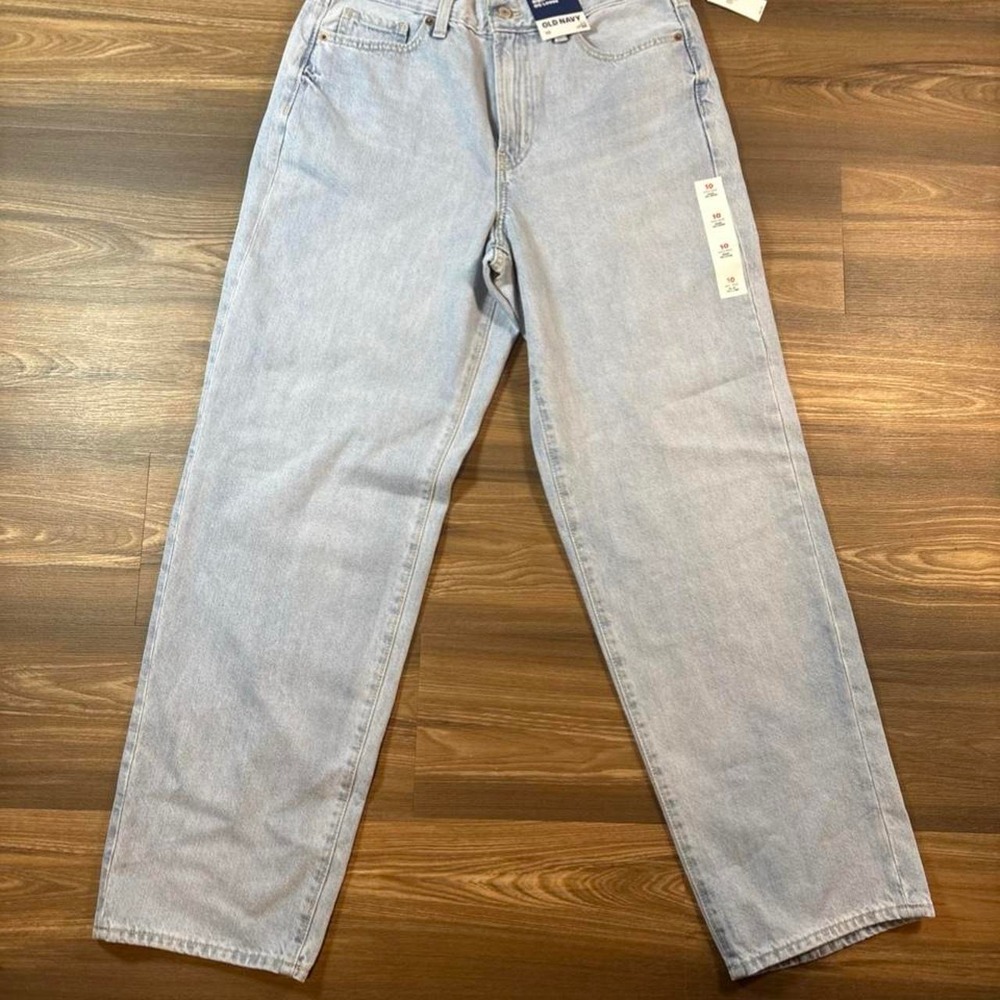 Old Navy High Rise OG Loose Jeans in size 10 *Brand new with tags